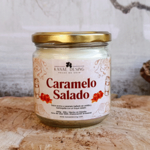 vela aromática de soja caramelo salado